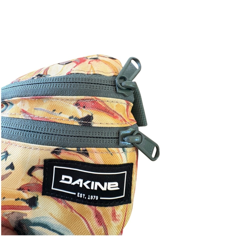 Dakine Hip Pack Bananarama Tropical Print Waist Bag Fanny Pack Yellow Blue - Picture 3 of 5